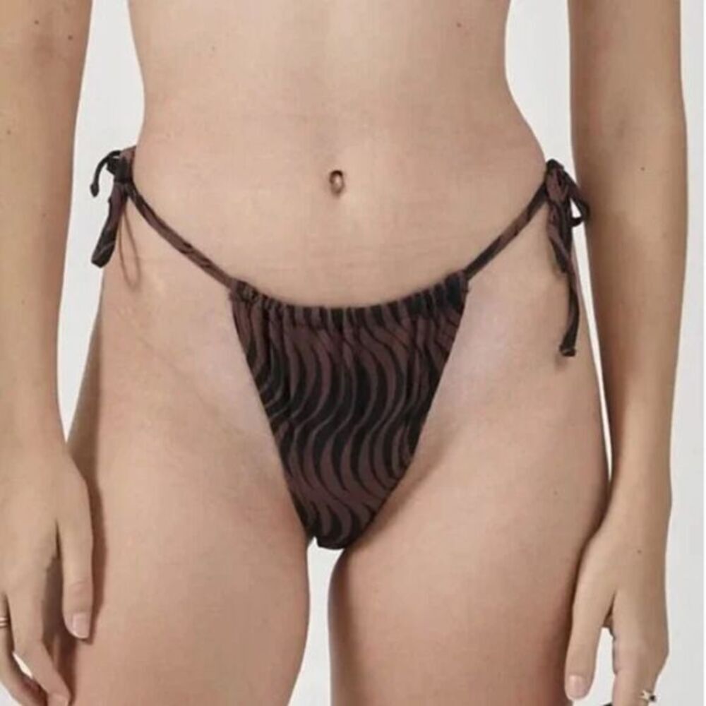 New! Thrills x FP Paradise On Repeat String Bikini Size US L Washed Cocoa